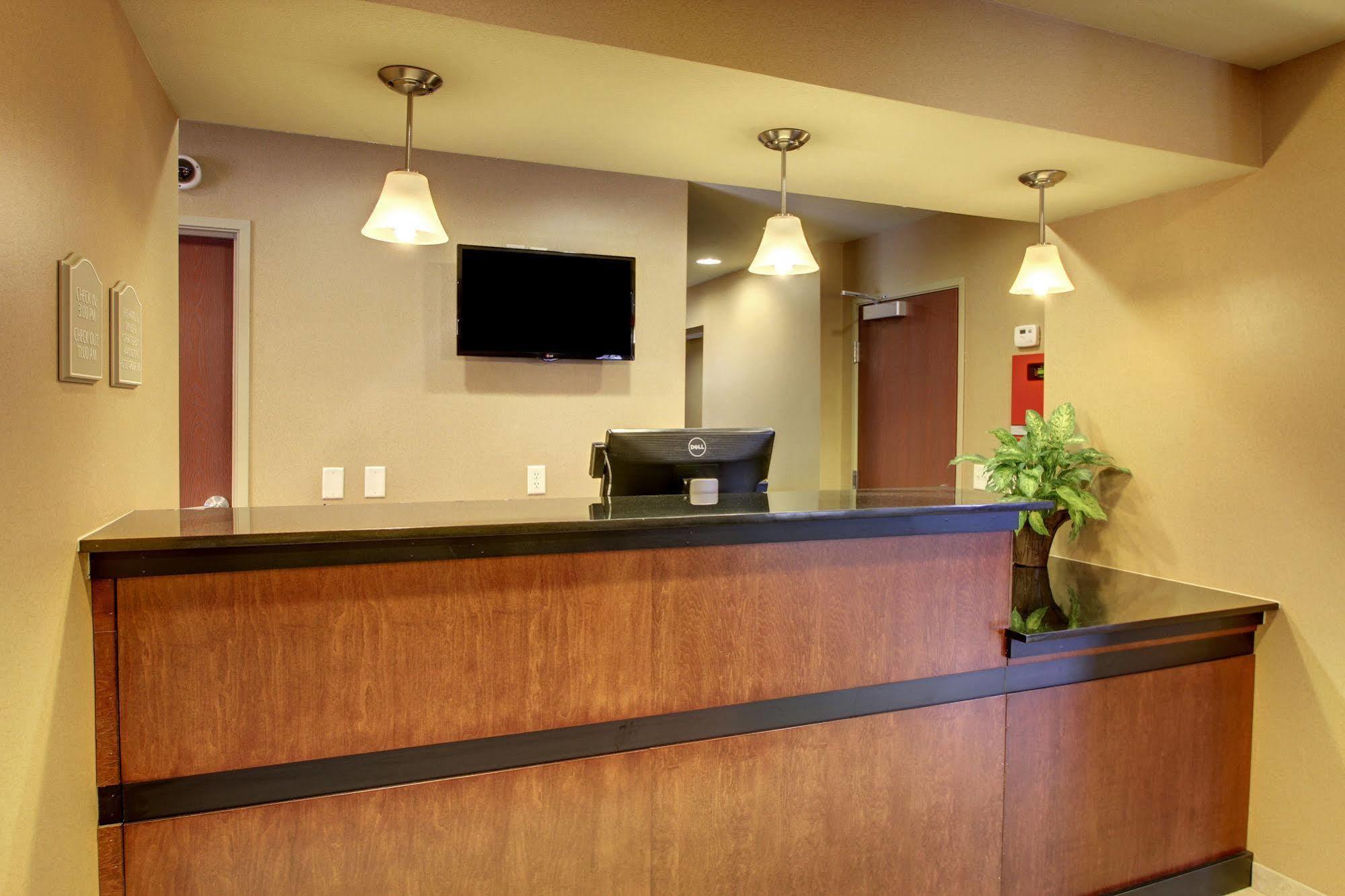 Cobblestone Inn & Suites - Hartington Ngoại thất bức ảnh