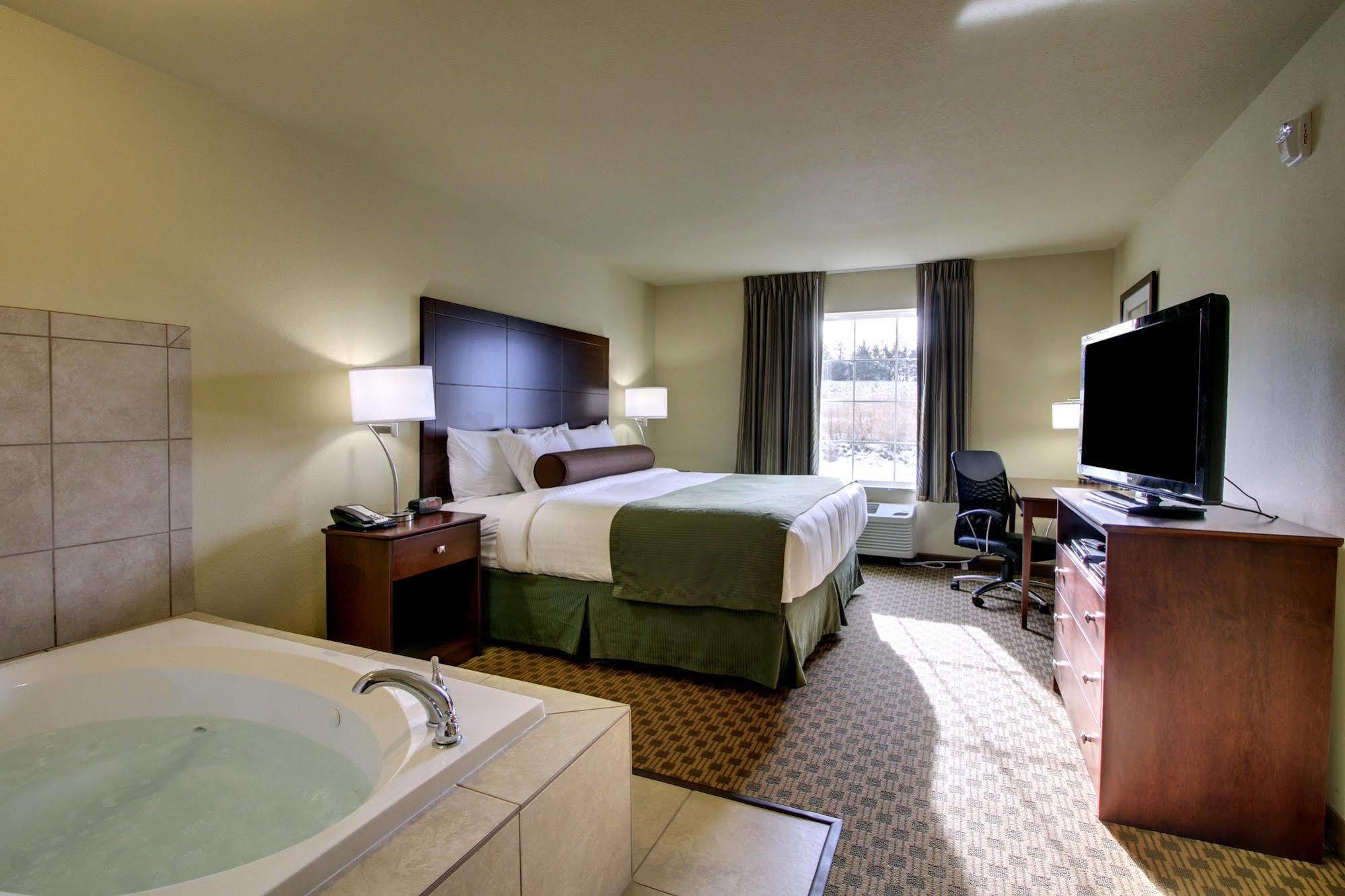Cobblestone Inn & Suites - Hartington Ngoại thất bức ảnh