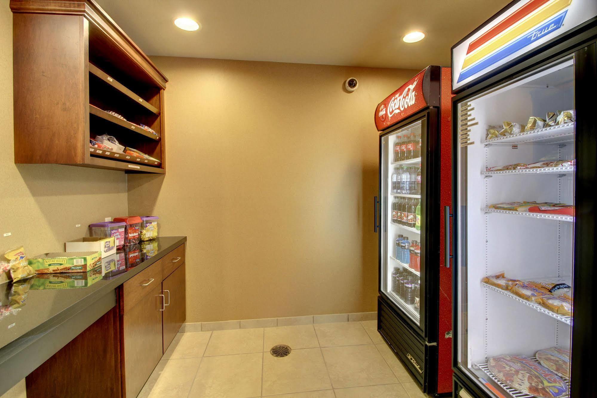 Cobblestone Inn & Suites - Hartington Ngoại thất bức ảnh